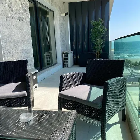Sea View Luxury דירה